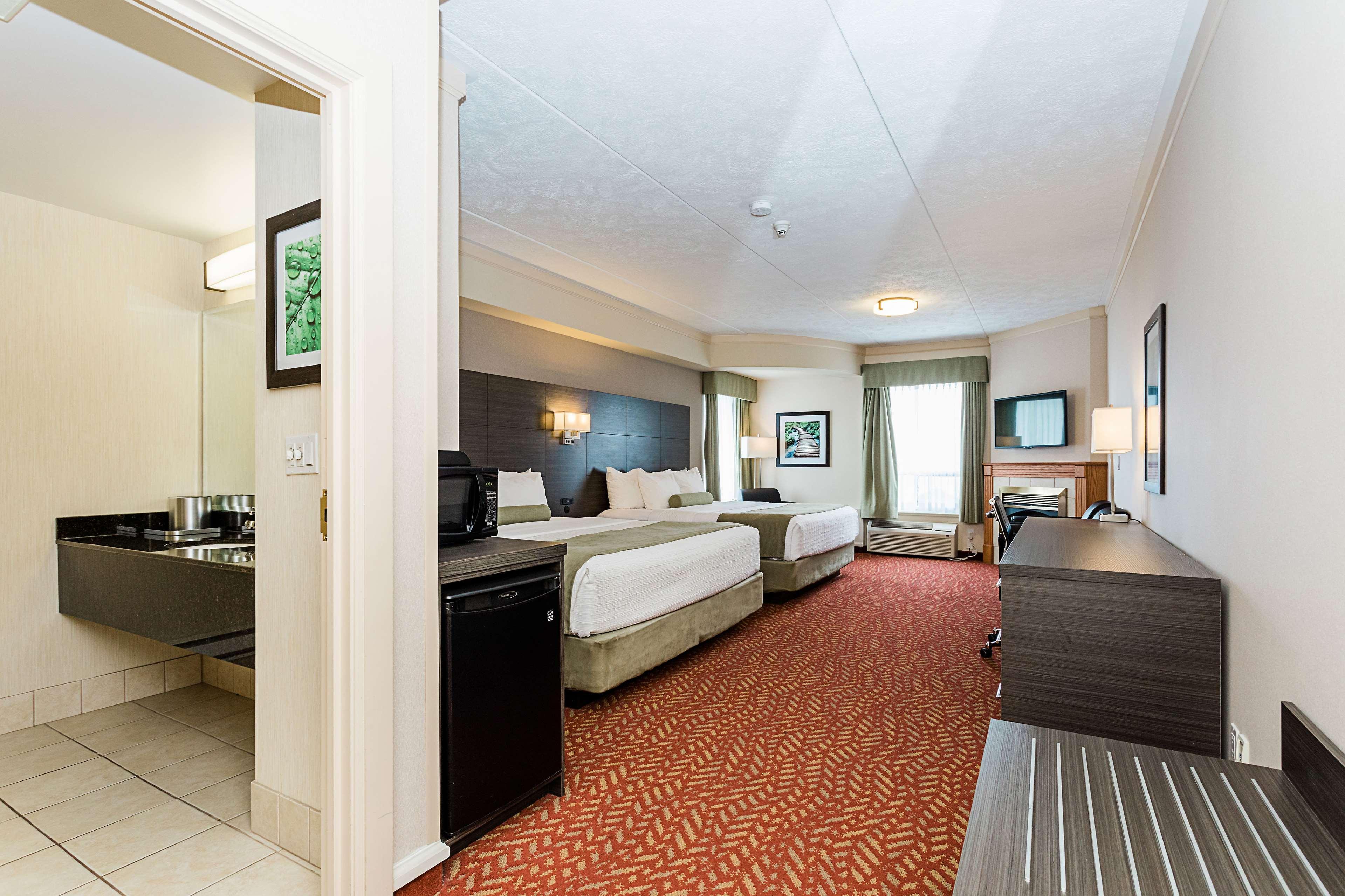 אואן סאונד Best Western Inn On The Bay מראה חיצוני תמונה