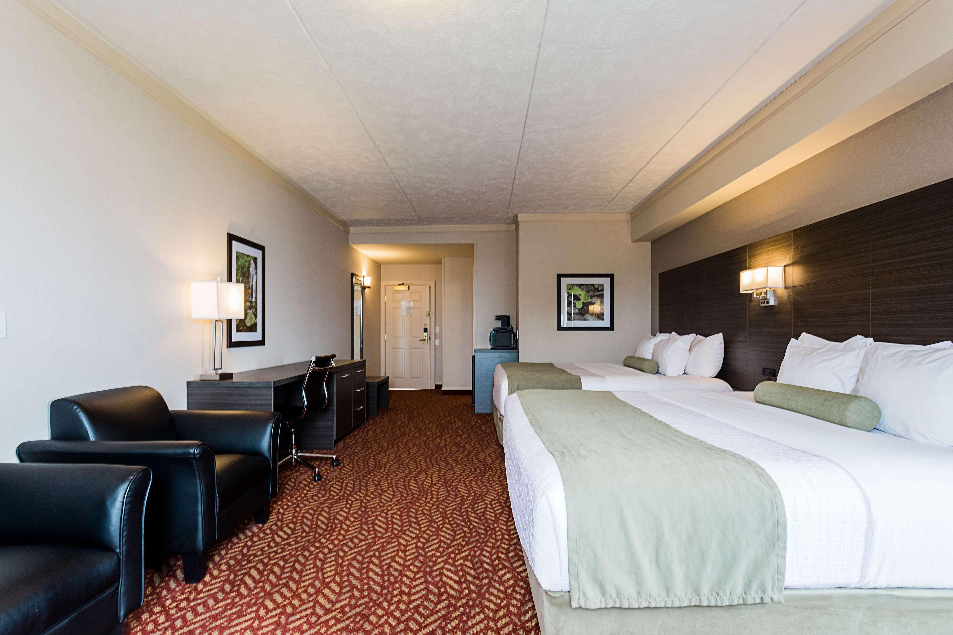 אואן סאונד Best Western Inn On The Bay מראה חיצוני תמונה