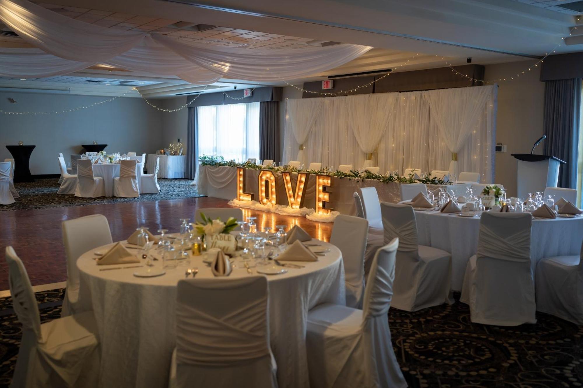 אואן סאונד Best Western Inn On The Bay מראה חיצוני תמונה
